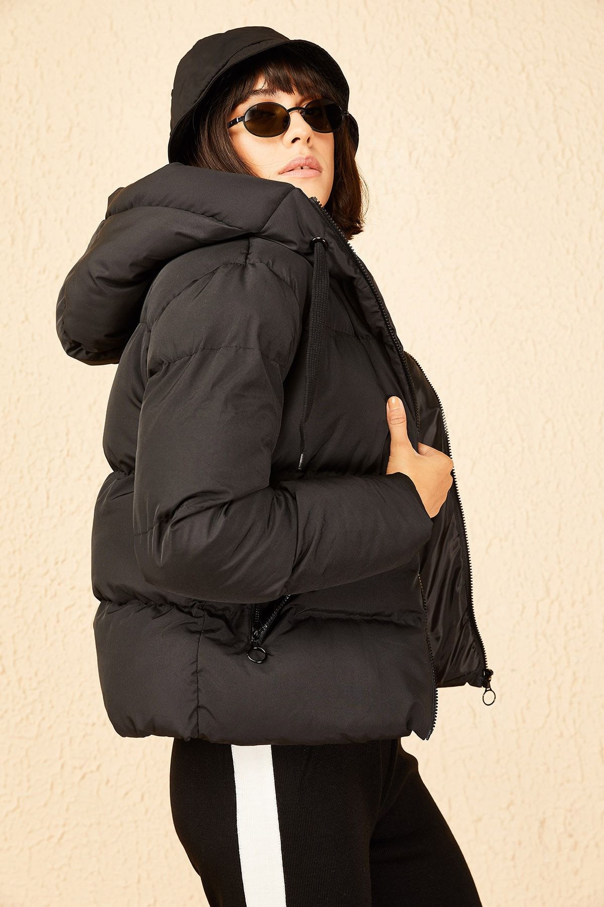 Bianco Lucci Women's Black Hooded Puffer Coat 10141018 - Trendyol