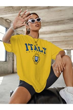 Kadın Beyaz Oversize Italy Baskılı T-shirt SARI