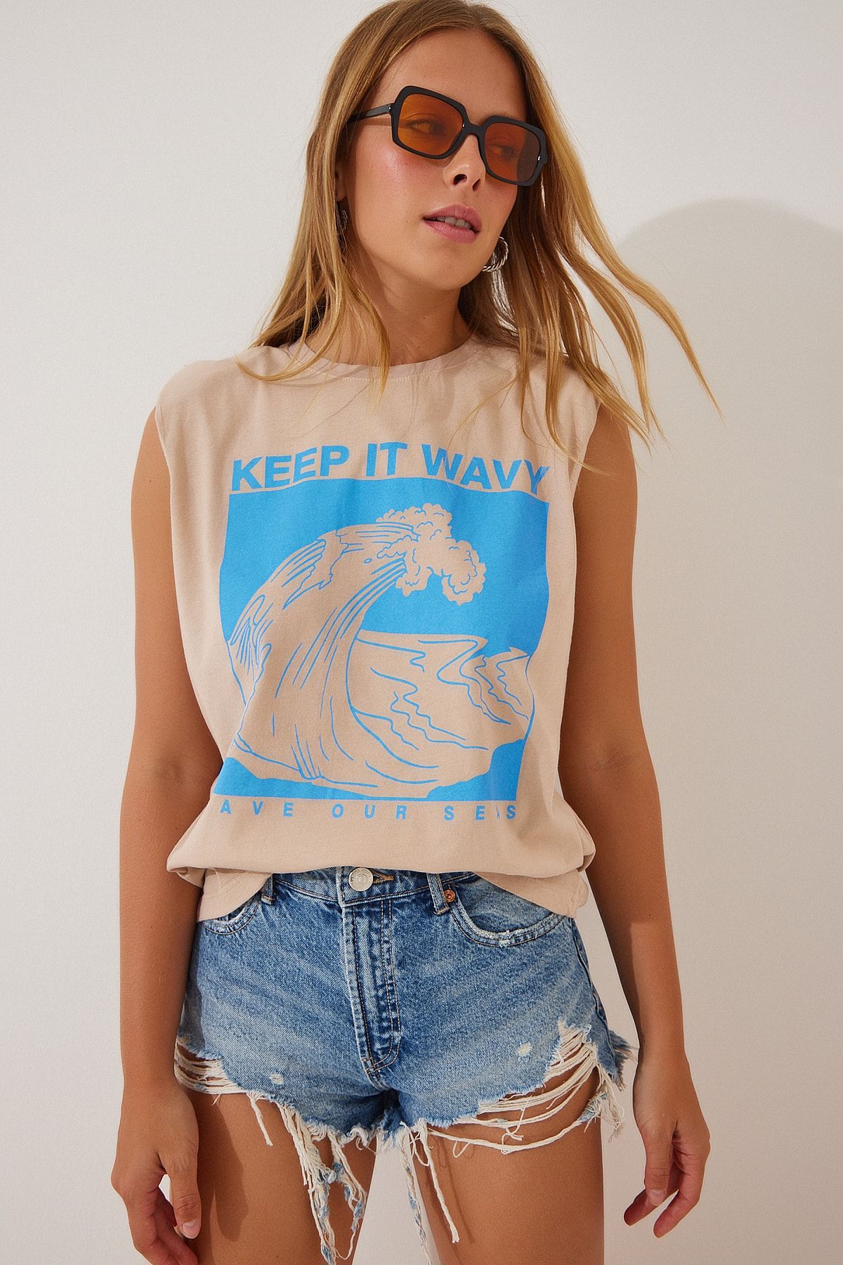 Happiness İstanbul T-Shirt Beige Oversized Fast ausverkauft