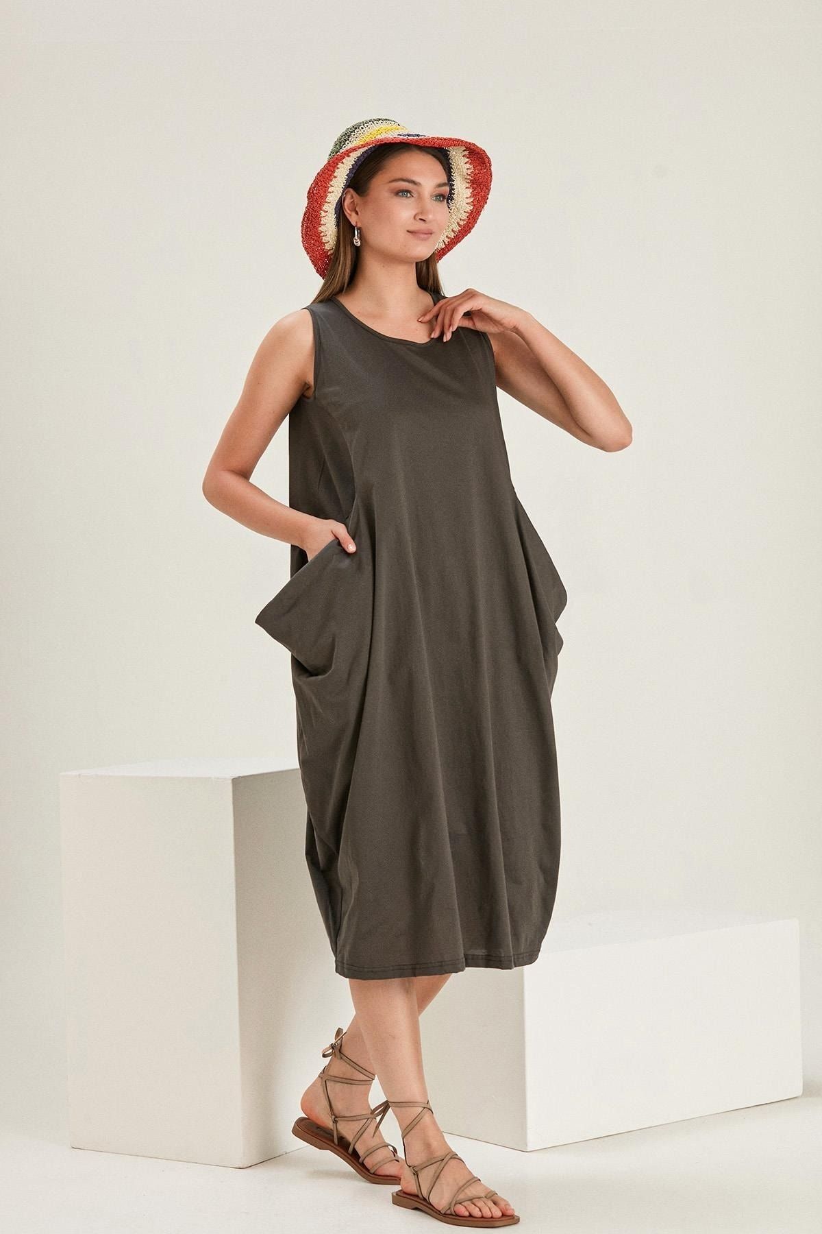 ALEXANDERGARDI-Sleeveless Casual Pocket Dress b22-46400 2