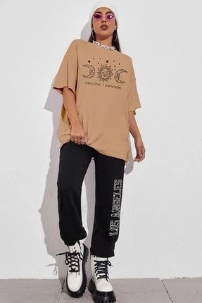 Kadın Camel Oversize Celestial Sun Moon Baskılı T-shirt TYC00477586953