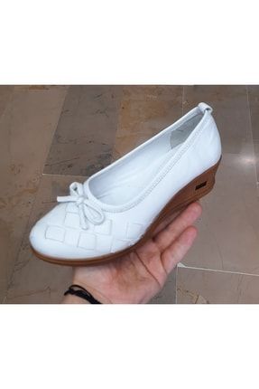 Kadın Içi-dışı Hakiki Deri Ortopedik Dolgu Taban Beyaz Ayakkabı AYK100053