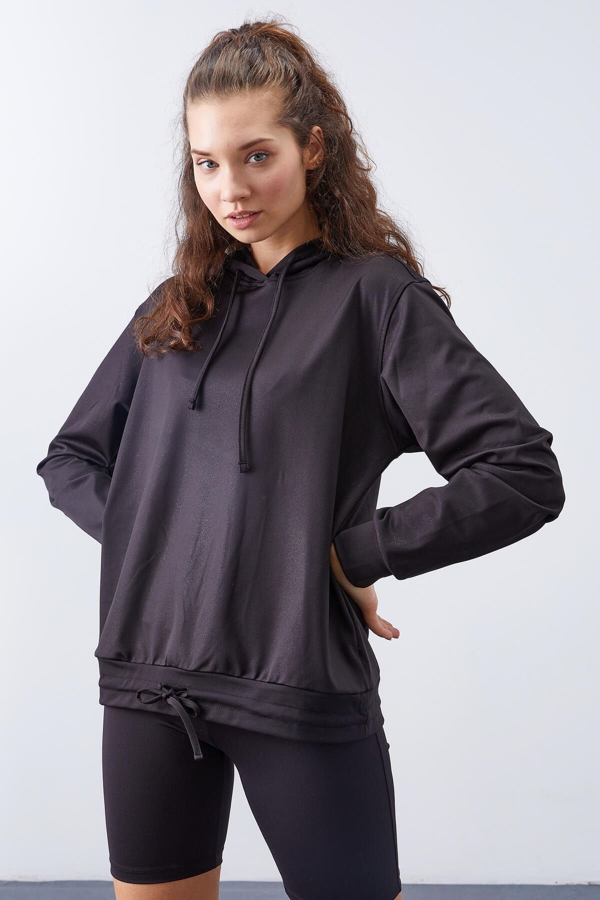 Lululemon twisted hotsell and tucked pullover