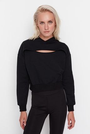 Siyah Cut Out Detaylı Şardonlu Spor Sweatshirt TWOAW23SW00046
