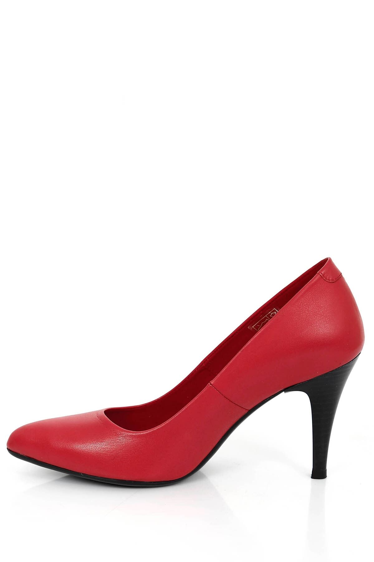 GÖNDERİ(R) High Heels Rot Pfennigabsatz/Stiletto Fast ausverkauft