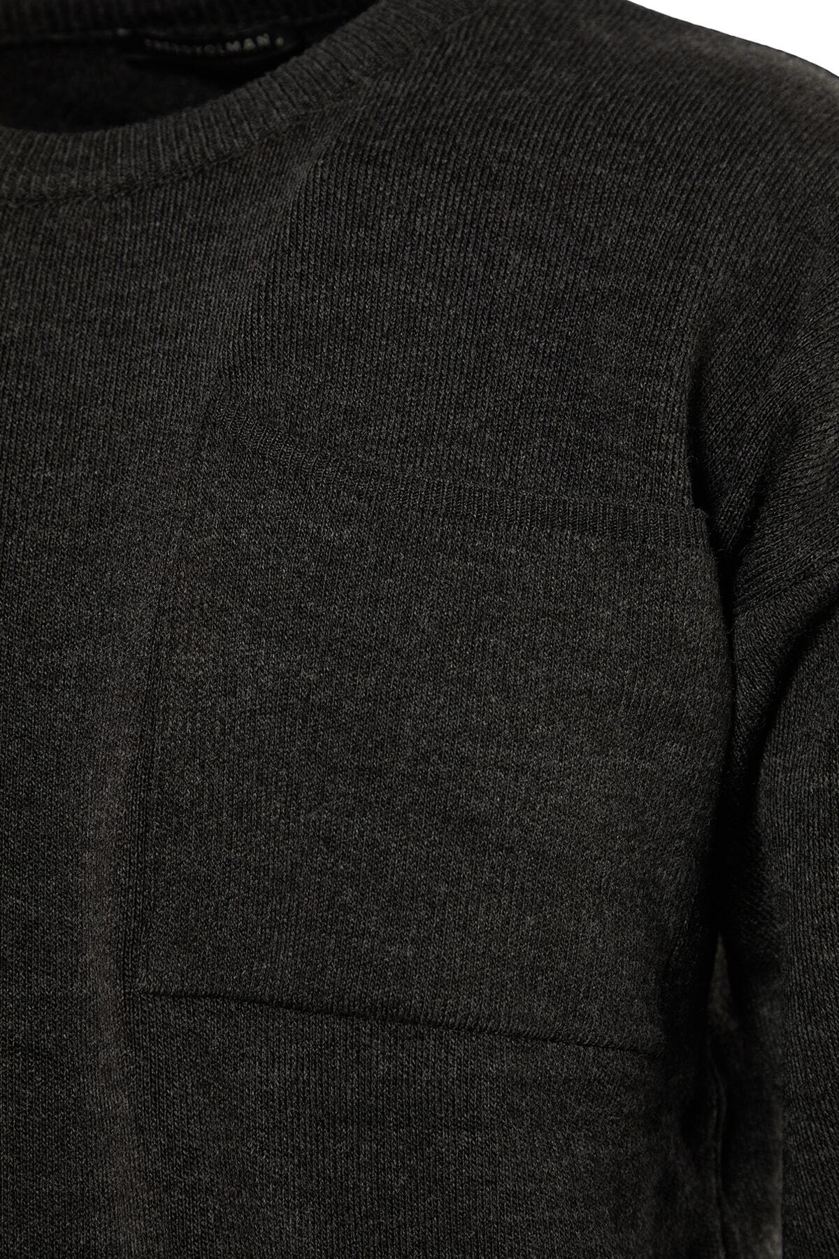 Trendyol Collection-Anthrazitfarbener Oversize-Strickpullover mit Rundhalsausschnitt - TMNAW22KZ0146 6