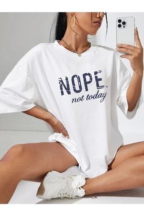 Kadın Beyaz Nope Baskılı Oversize T-shirt SRN-NOPE