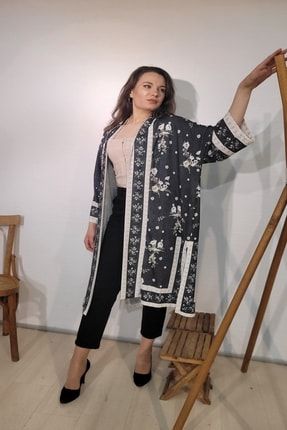 Kadın Yanı Yırtmaçlı Çiçek Desenli Kimono 24907