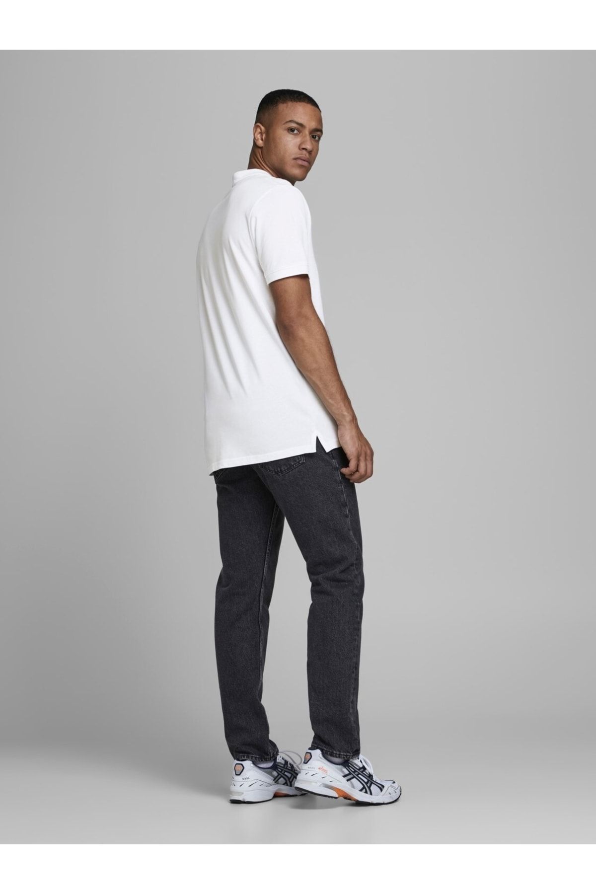 تی شرت یقه پولو سفید مردانه POLO SS NOOS SLIM FIT YAKA Jack Jones Jack & Jones