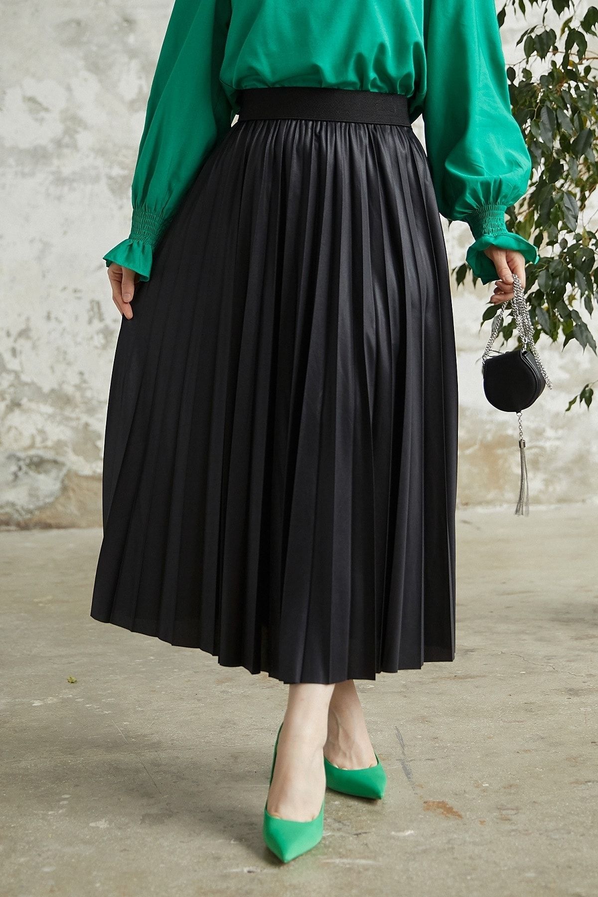 Dark green top leather look skirt