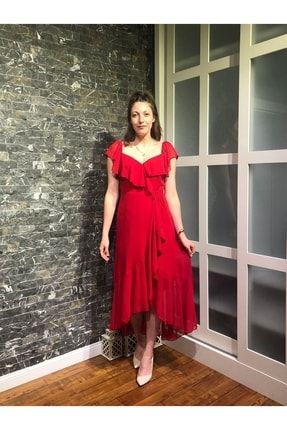 Kadın Kırmızı Renk Asimetrik Kesim Uzun Boy Kısa Kol Hafif Dekolte Volanlı Şifon Elbise 02519
