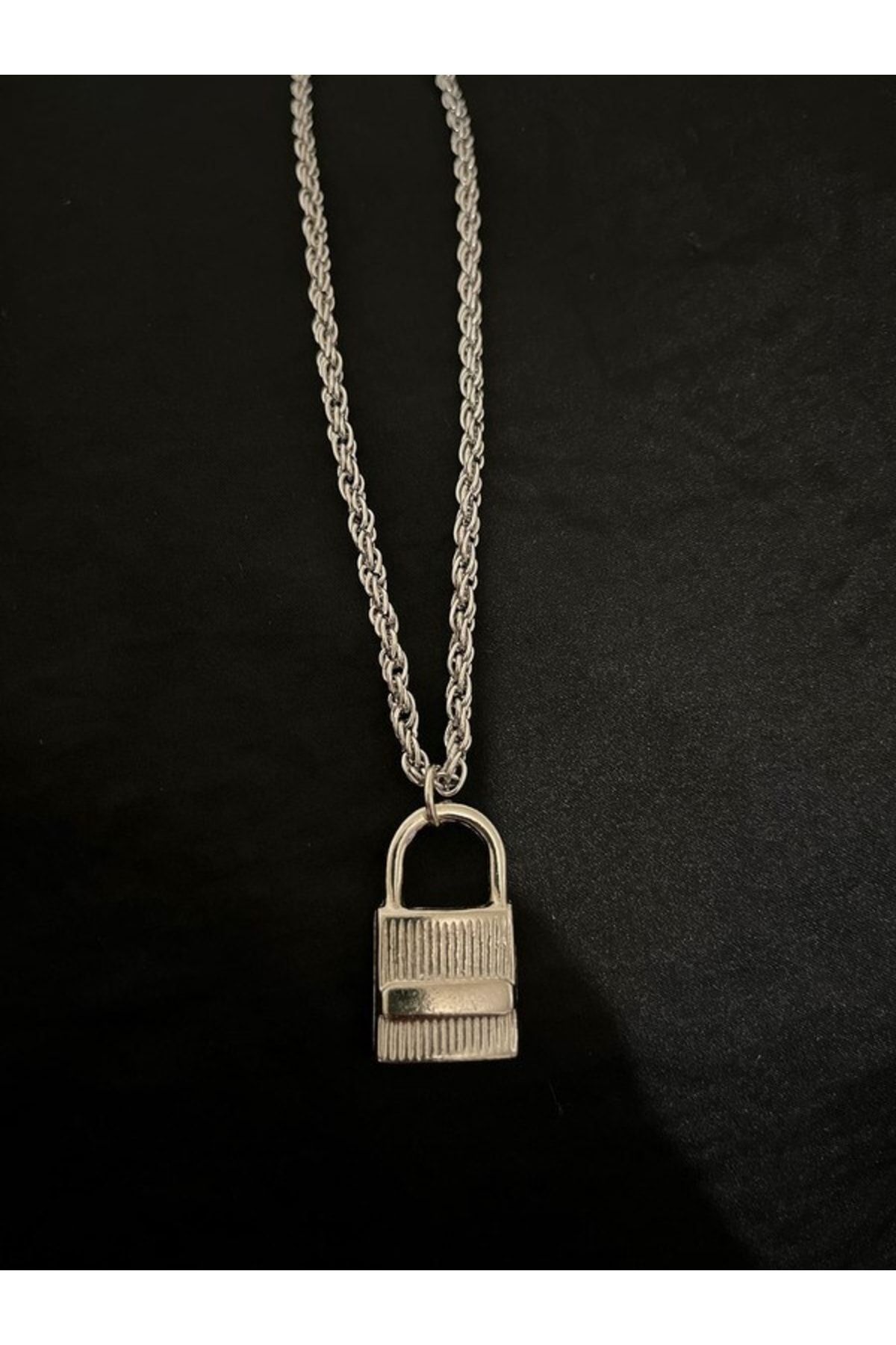GOSS P TEAM Antique Silver Plated Unisex Magnificent Lock Chain