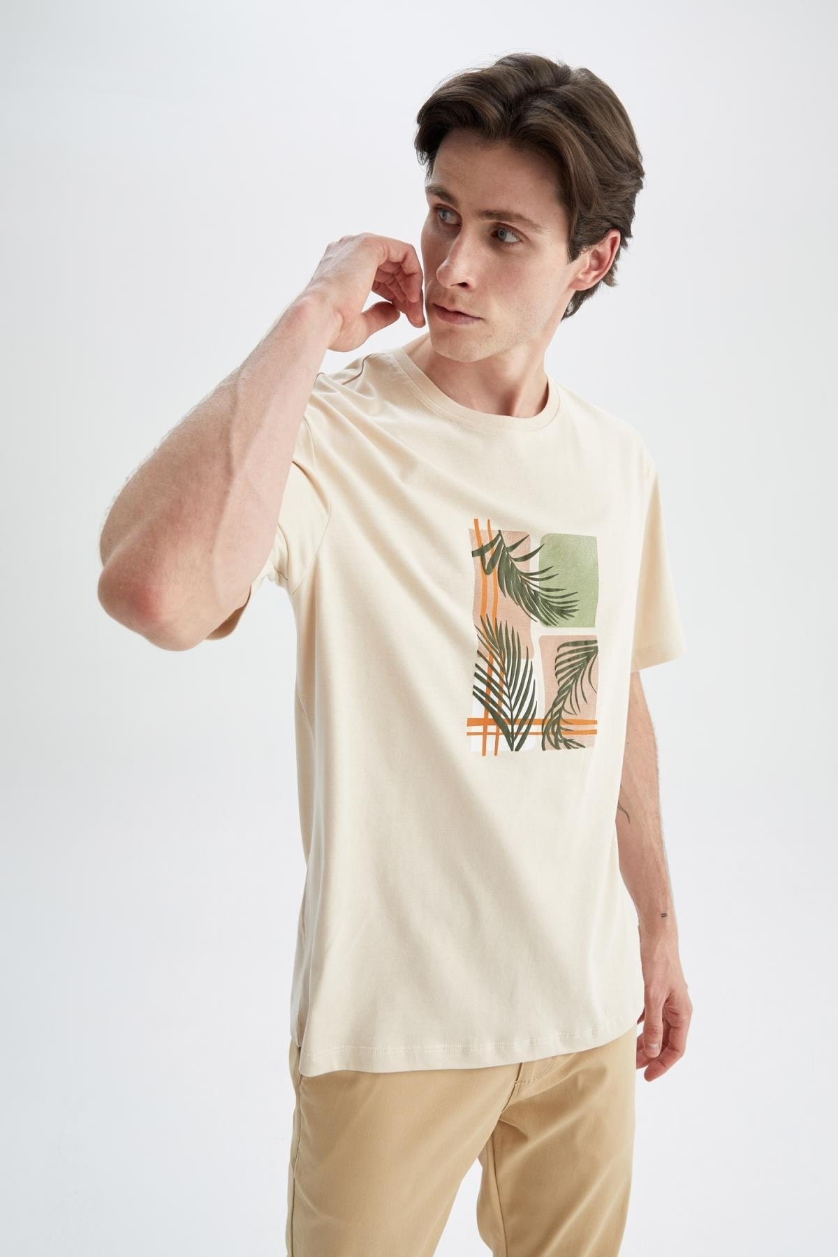 DeFacto T-Shirt Beige Relaxed Fit