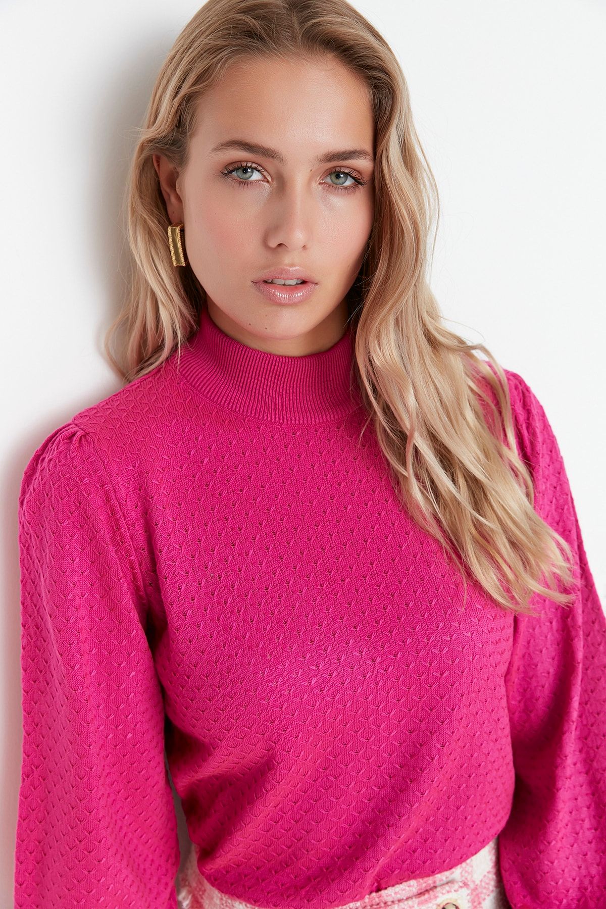 Trendyol Collection-Pulover tricotaj cu guler fucsia TWOAW21KZ0817 2