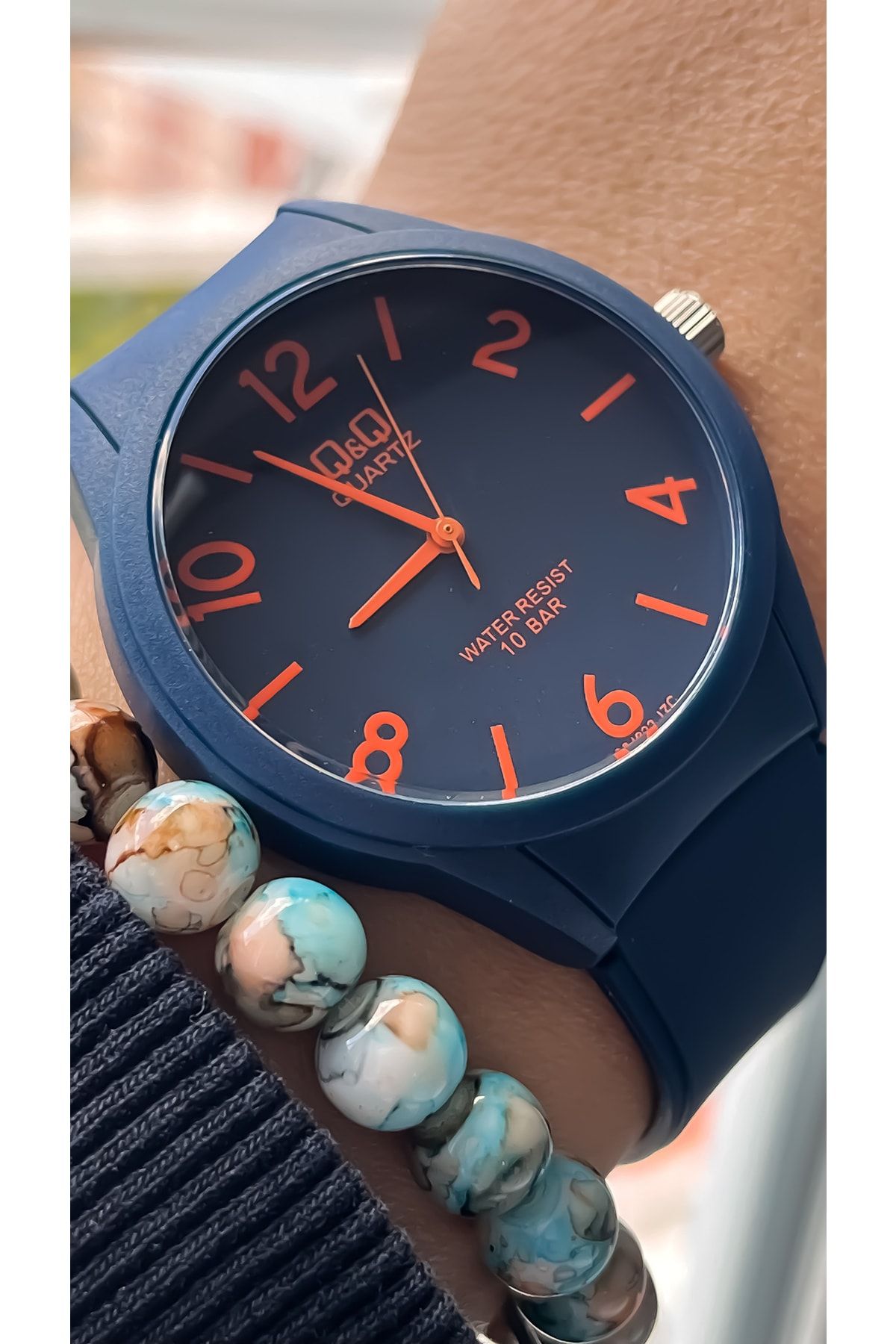 Q&q quartz water sales resist 10 bar