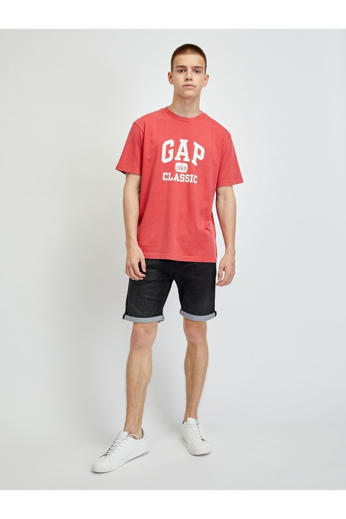 GAP Erkek Kırmızı %100 Organik Pamuk Logo T-shirt