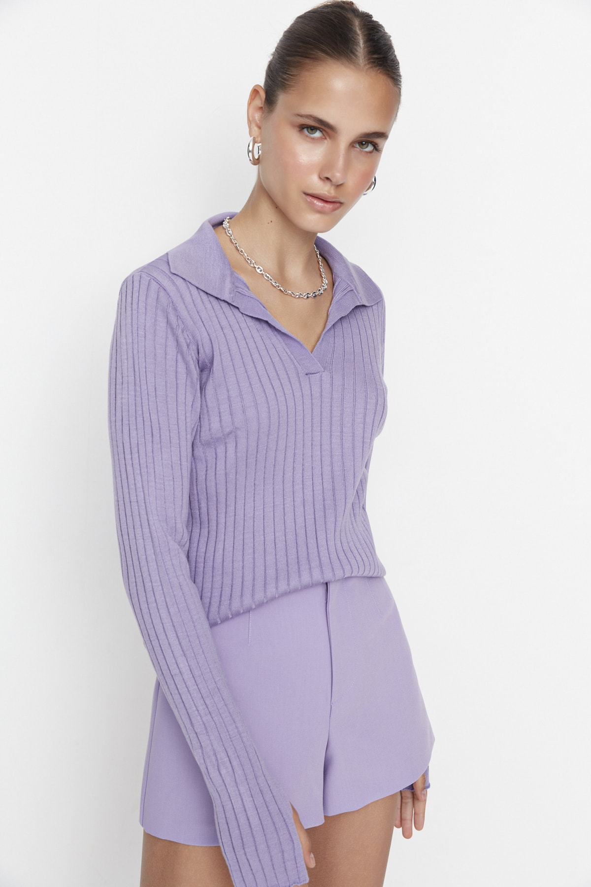 Trendyolmilla  Lila Kol Ucu Detaylı Polo Yaka Triko Kazak TWOAW21KZ1113 - Görsel 3