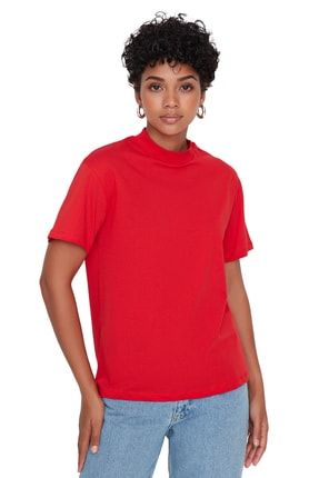 Kırmızı ve Bej Dik Yaka 2'li Paket Basic Örme Tshirt T-Shirt TWOSS20TS1500
