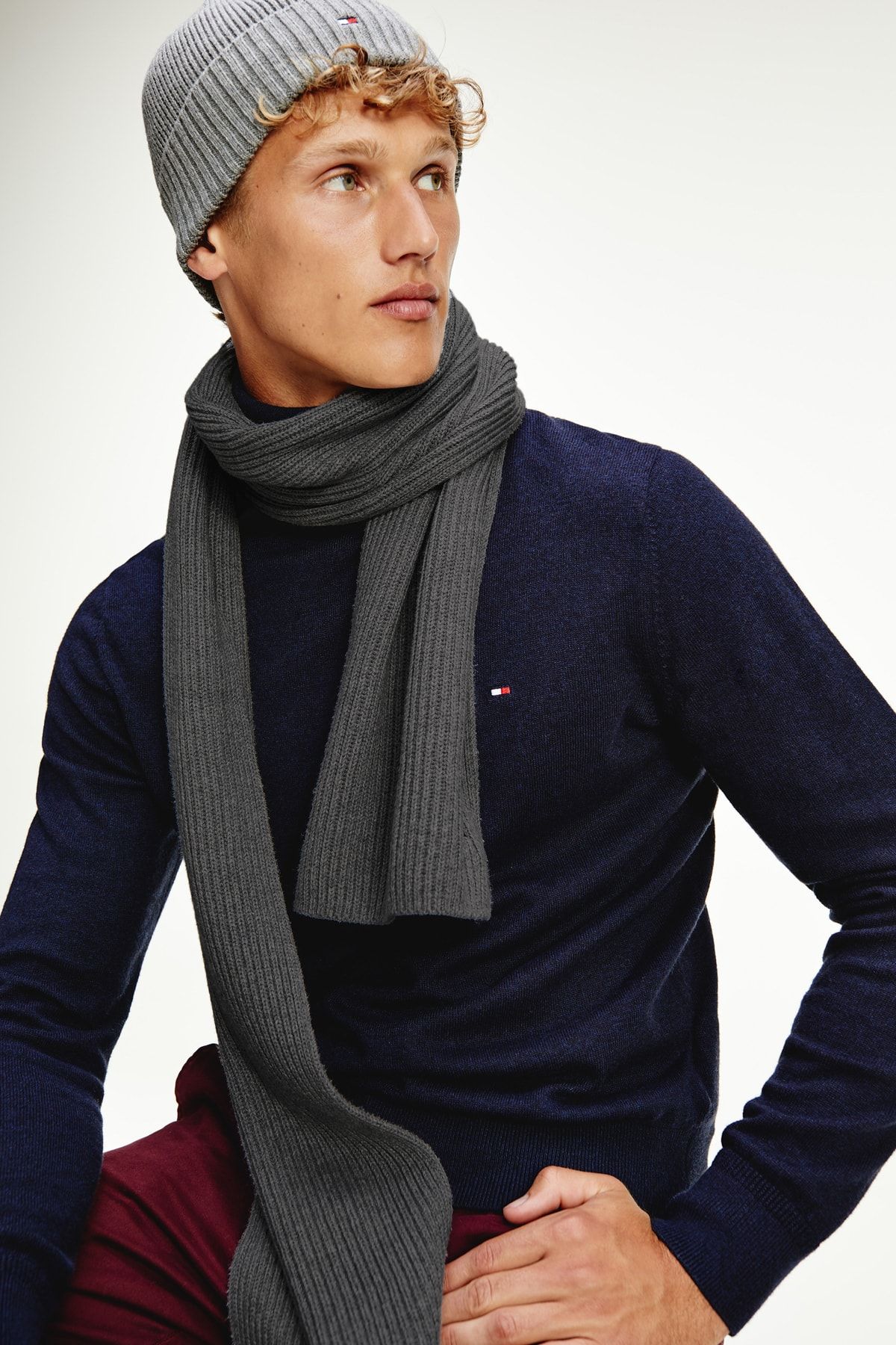 Tommy Hilfiger-Eșarfă gri pentru bărbați Eșarfă din bumbac Pima AM0AM06546 9