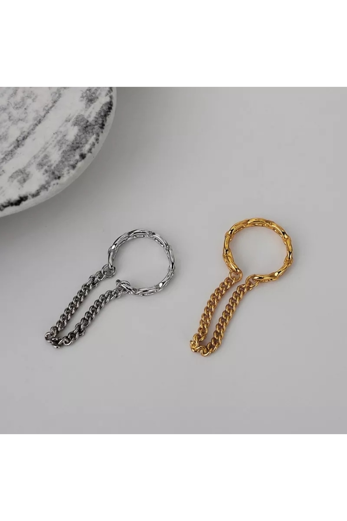 Altın Renk Zincirli Deliksiz Ear Cuff Manşet Kıkırdak Küpe 2
