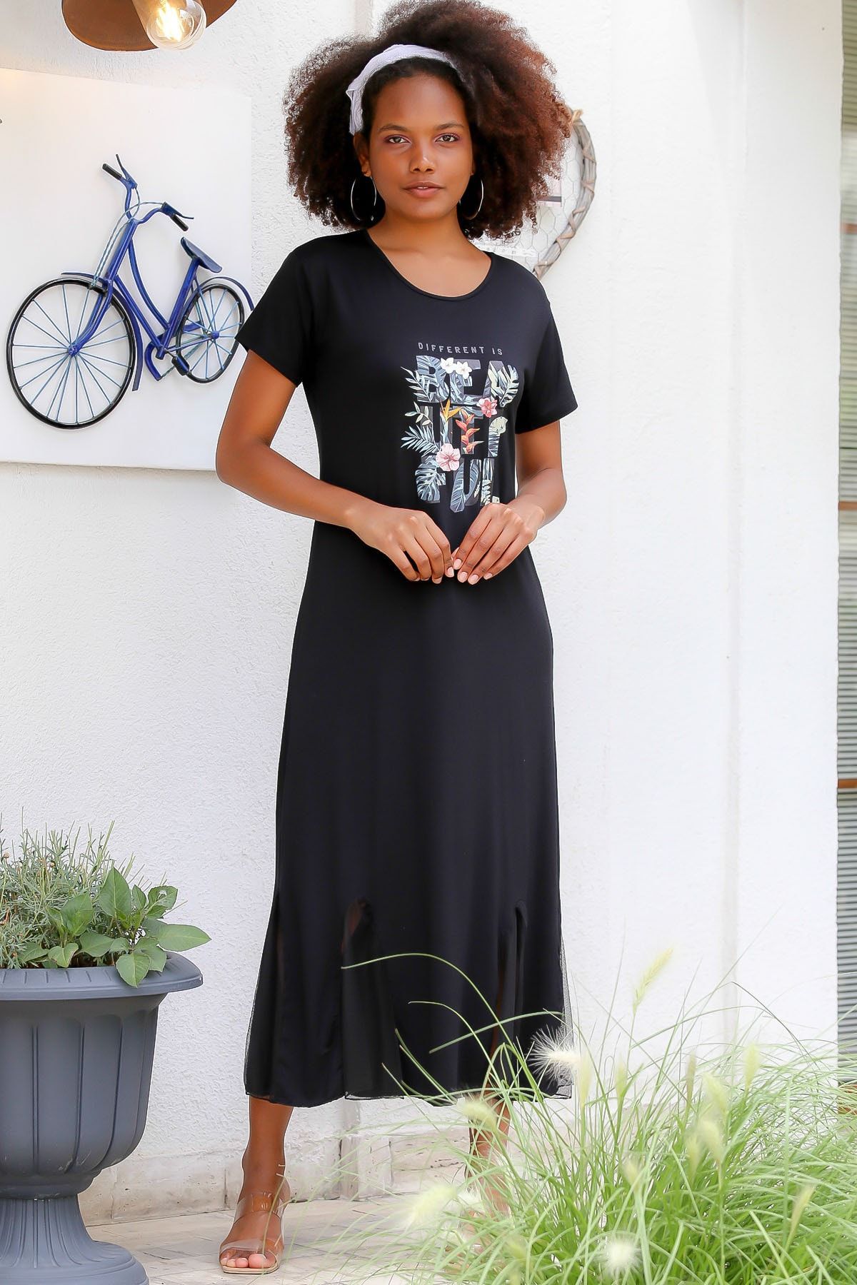 Chiccy Women s Black Round Neck Short Sleeve Viscose Organza
