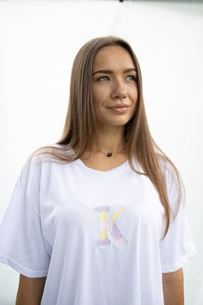Kadın K Harfli Nakış Işlemeli Oversize Tişört YGNWRLD97
