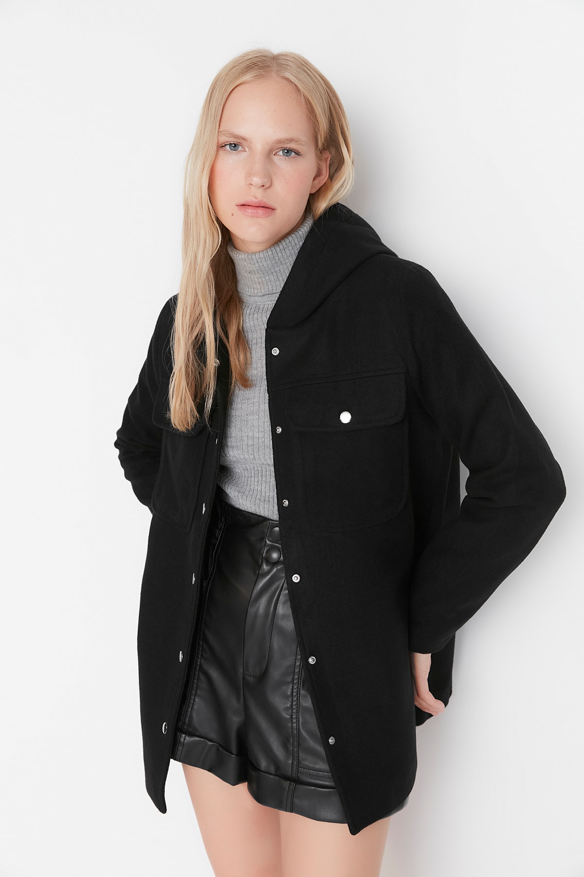 Trendyol Collection Mantel Schwarz Zweireihig Fast ausverkauft
