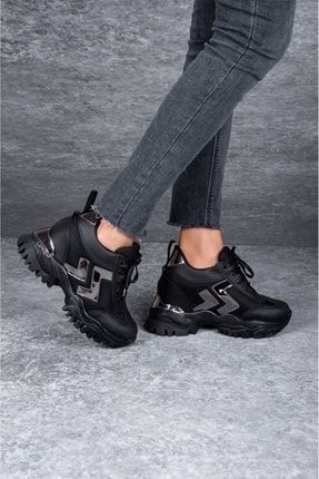 Kadın Bağcıklı Gizli Topuk Parlak Renk Detaylı Siyah Spor Ayakkabı 8273281