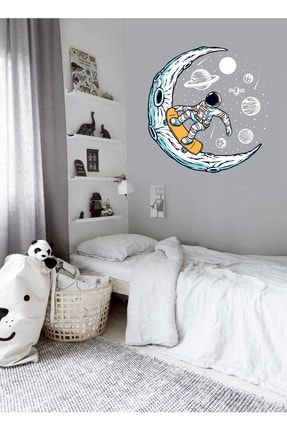 Ayda Kaykaycı Astronot Eğleniyor Çocuk Odası Duvar Sticker d2783