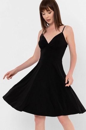 Siyah Ayarlanabilir Askılı Dekolte Yaka Kloş Elbise 22L7248