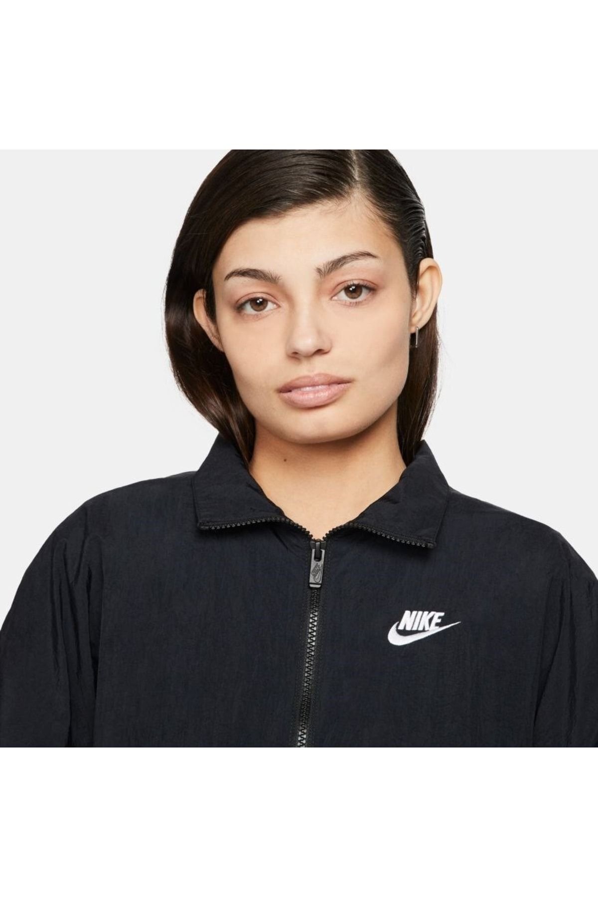 Jackets hotsell womens nike