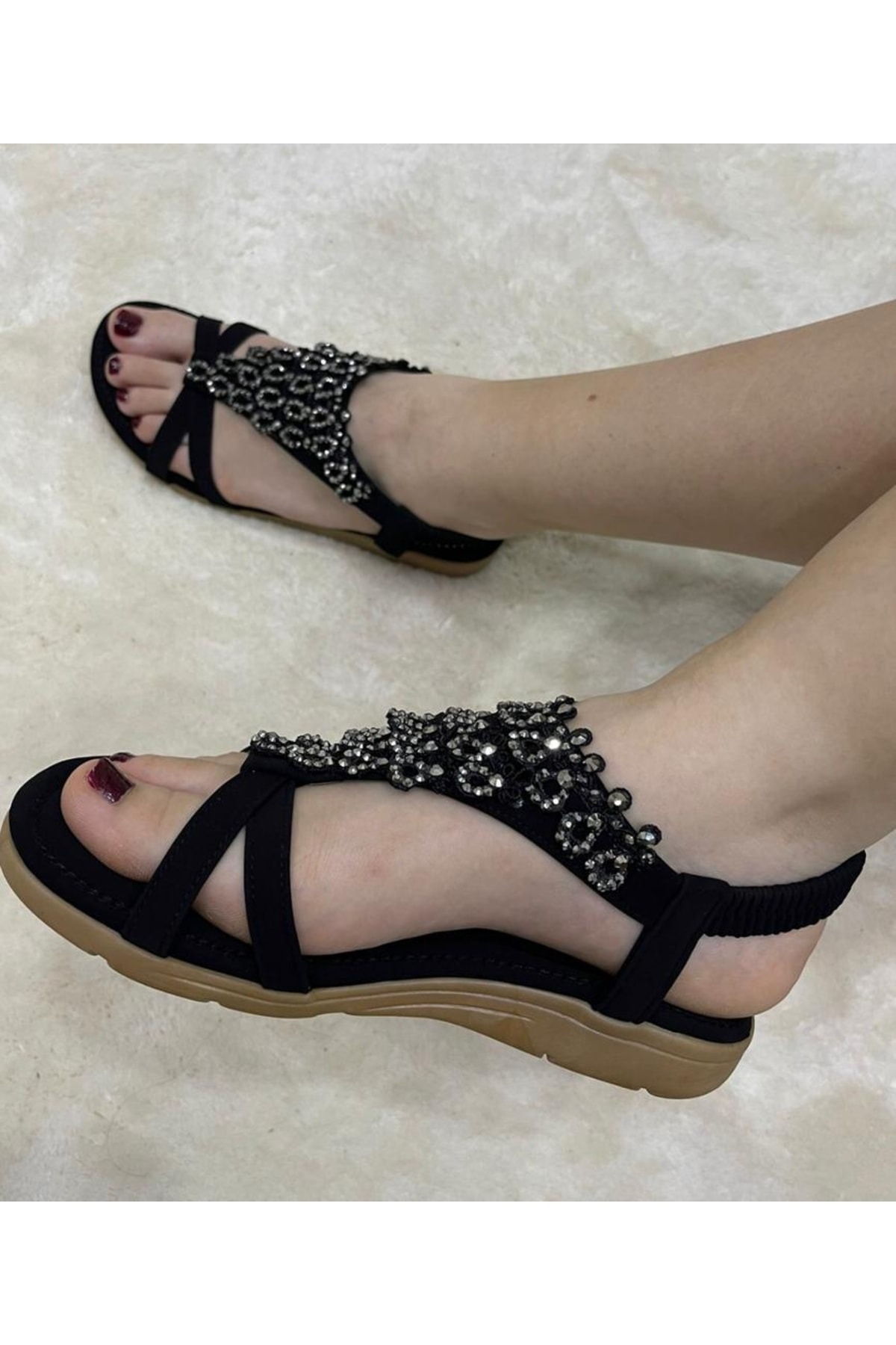 Guja Yazlık Çi Yumuşak Taban Üstü Boncuk Işlemeli Sandalet Ayakkabı