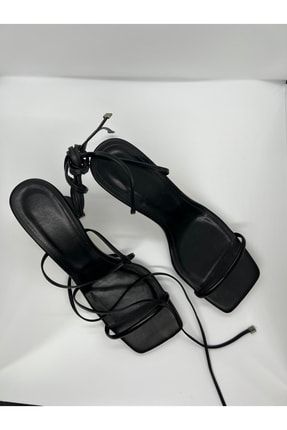 Siyah Ince Topuklu Sandalet TYC00487582584