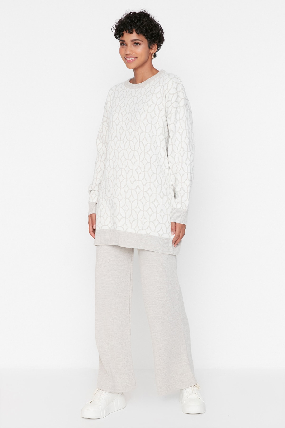 Trendyol Modest Beige Geometric Patterned Sweater-Pants Knitwear Set TCTAW23US00006