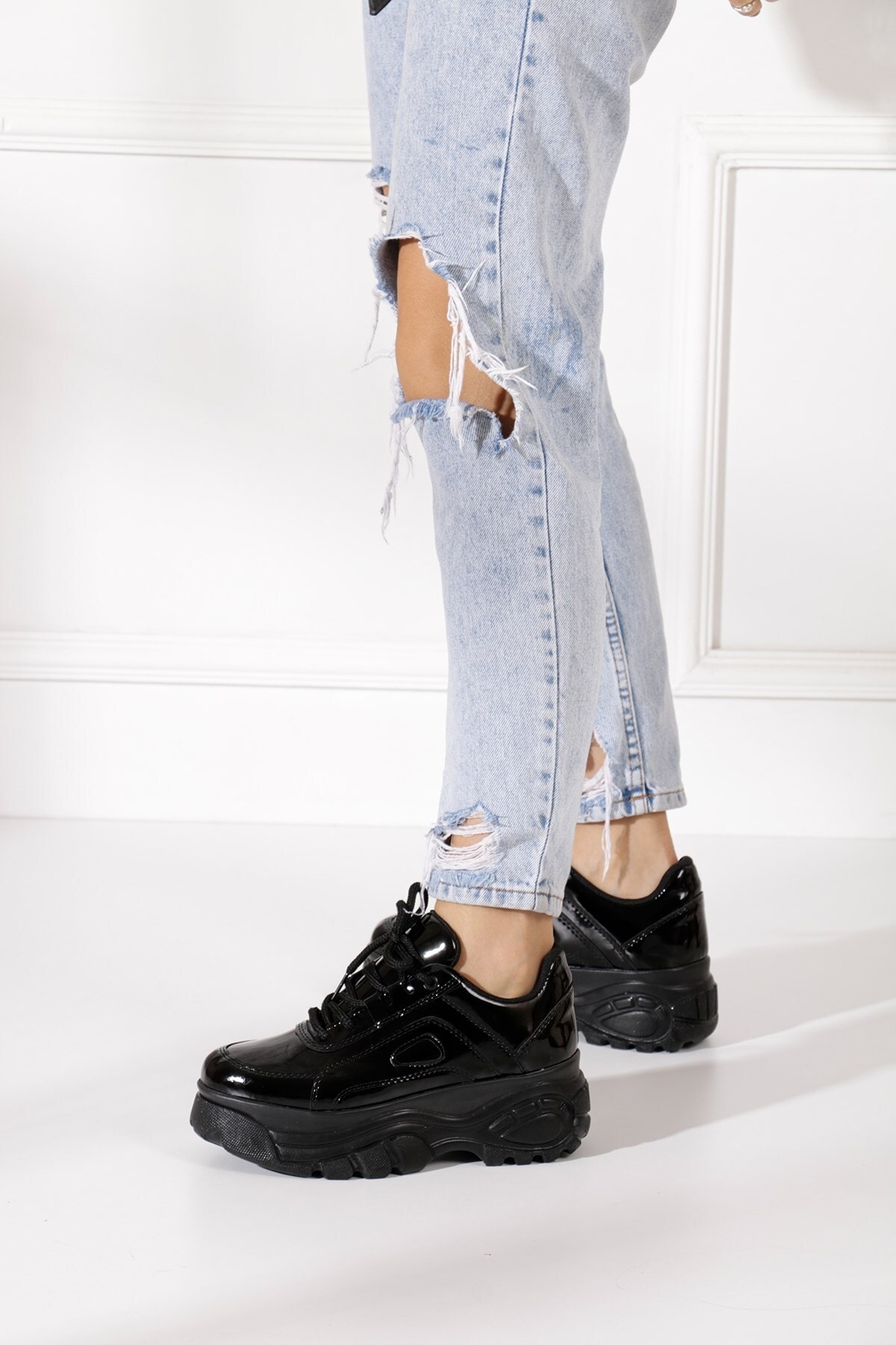 İmerShoes Günlük Kadın Siyah Rugan Spor Ayakkabı Yüksek Taban 6 Cm Rahat Hafif Sneaker 001