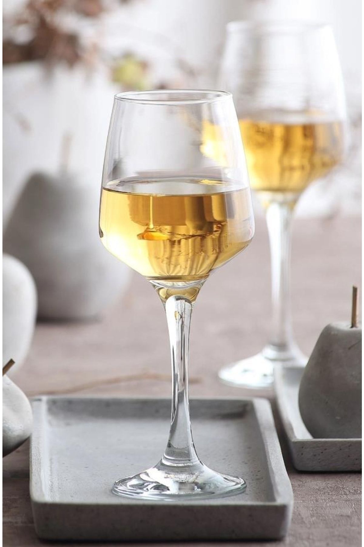 Ell582a 3-Piece Footed Glass