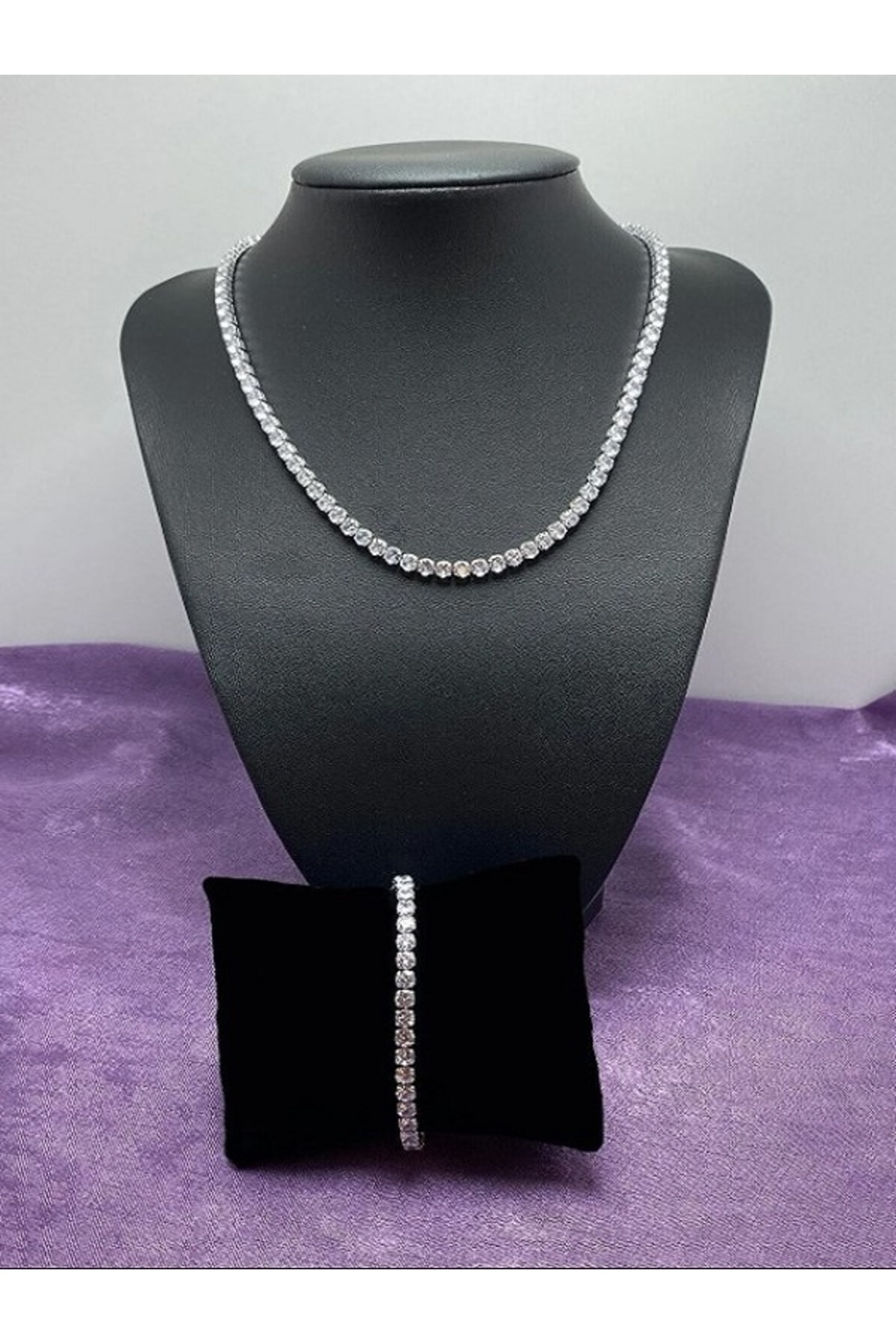 Classy Kadın Gümüş Rengi 2.5mm Su Yolu Zirkon Taşlı Kolye & Bileklik Seti