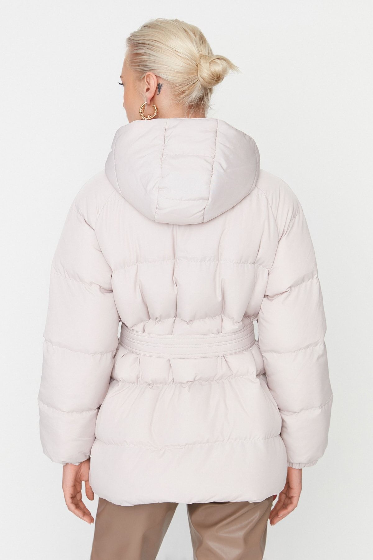 Trendyol Collection-Vízlepergető kabát kapucnival és övvel - TWOAW23MO00188 5