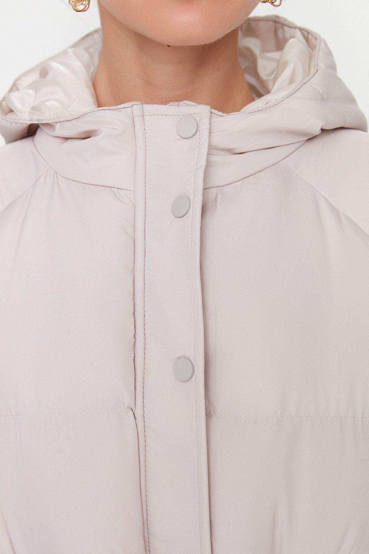 Trendyol Collection-Vízlepergető kabát kapucnival és övvel - TWOAW23MO00188 3