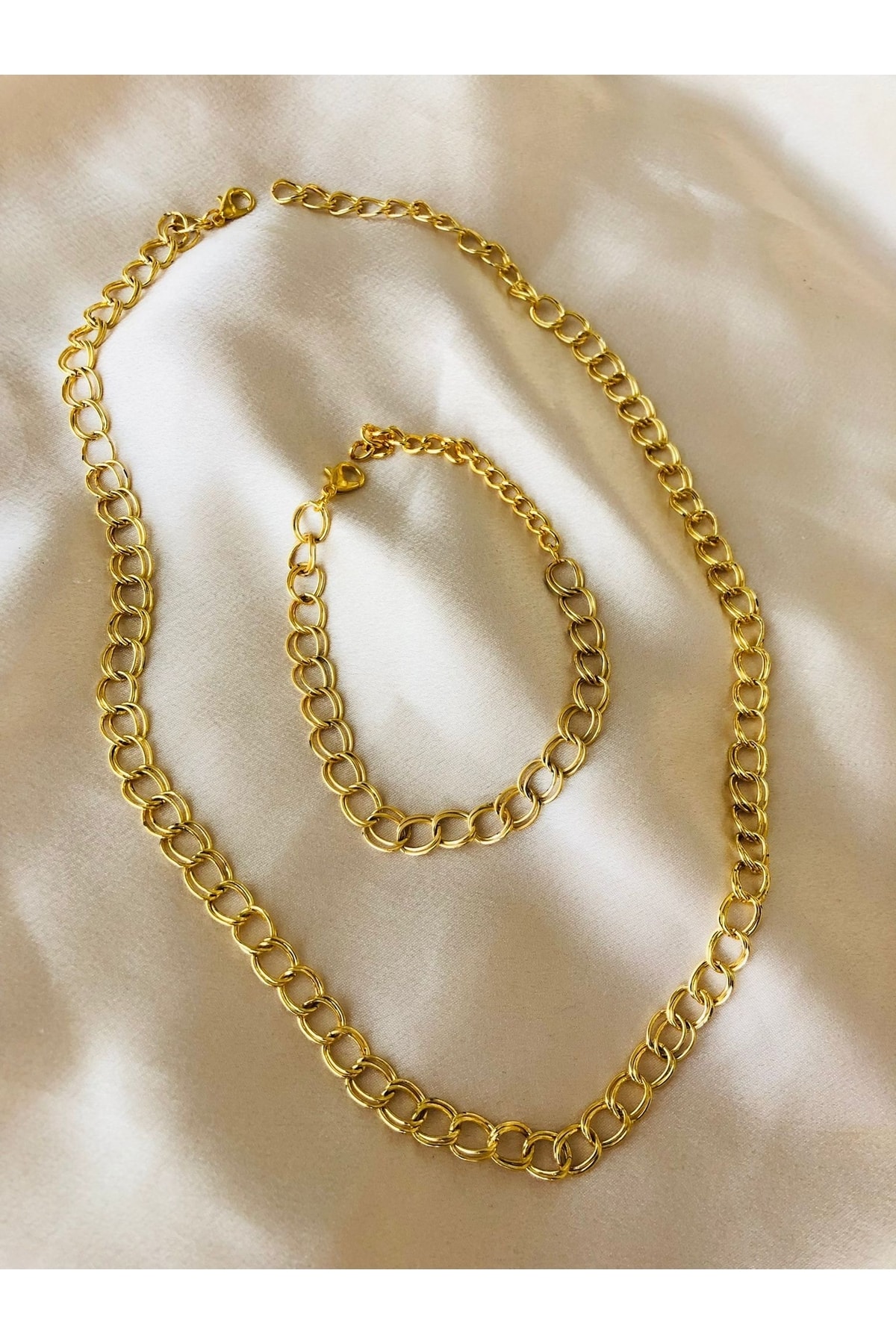 Kadın Gold Renk Bileklik Ve Kolye Seti 3
