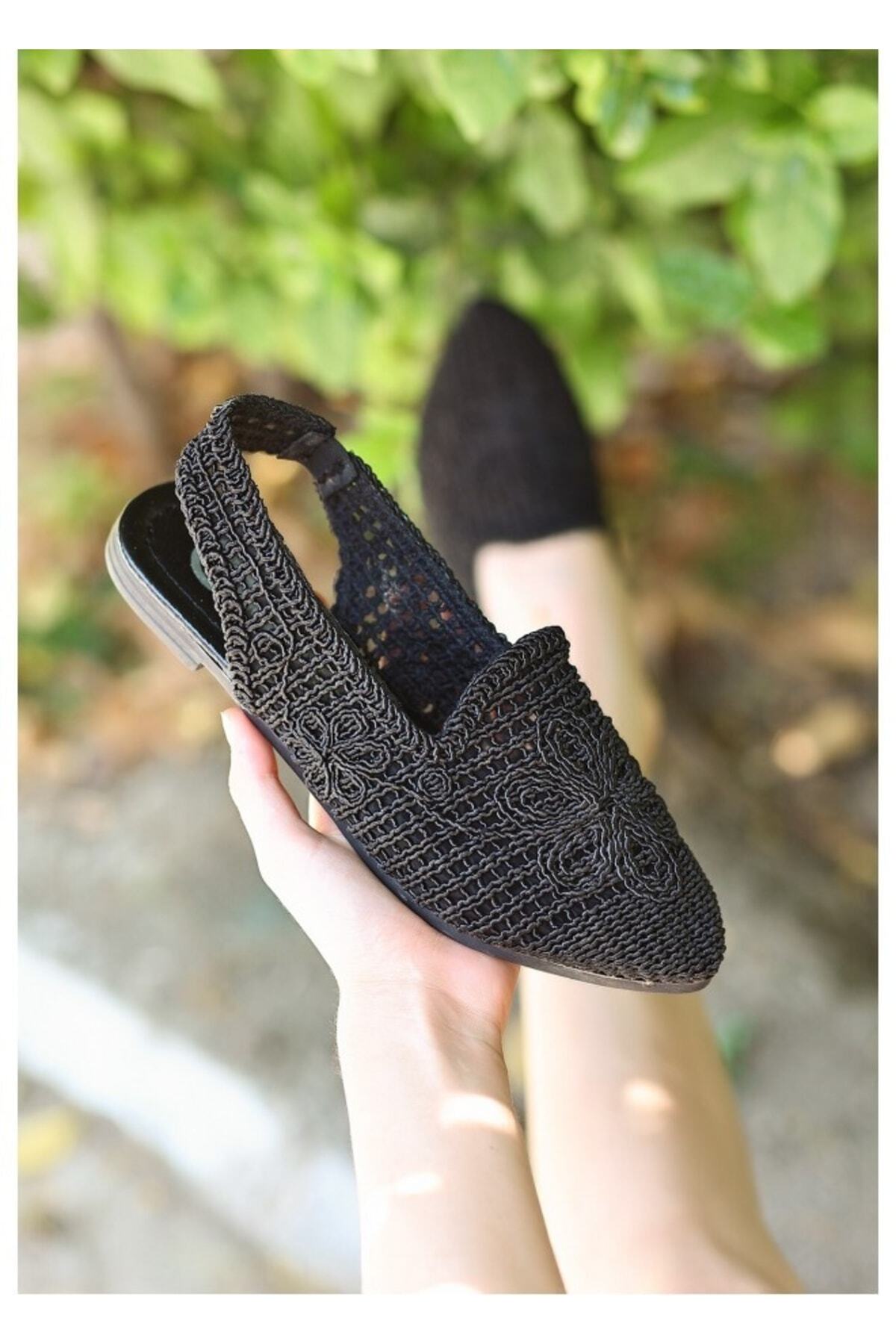 Miay Siyah Örgülü Sandalet Siyah
