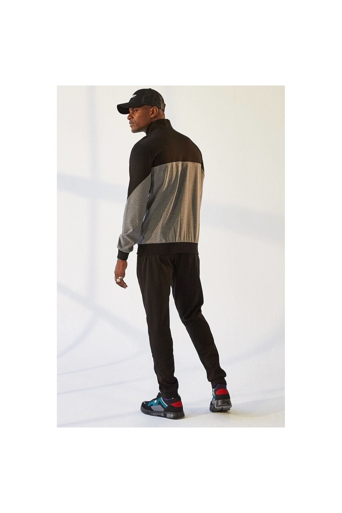 Tracksuit tommy top
