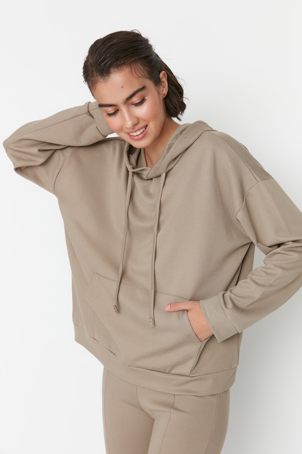 Trendyol Collection Sweatshirt Beige Relaxed Fit Fast ausverkauft