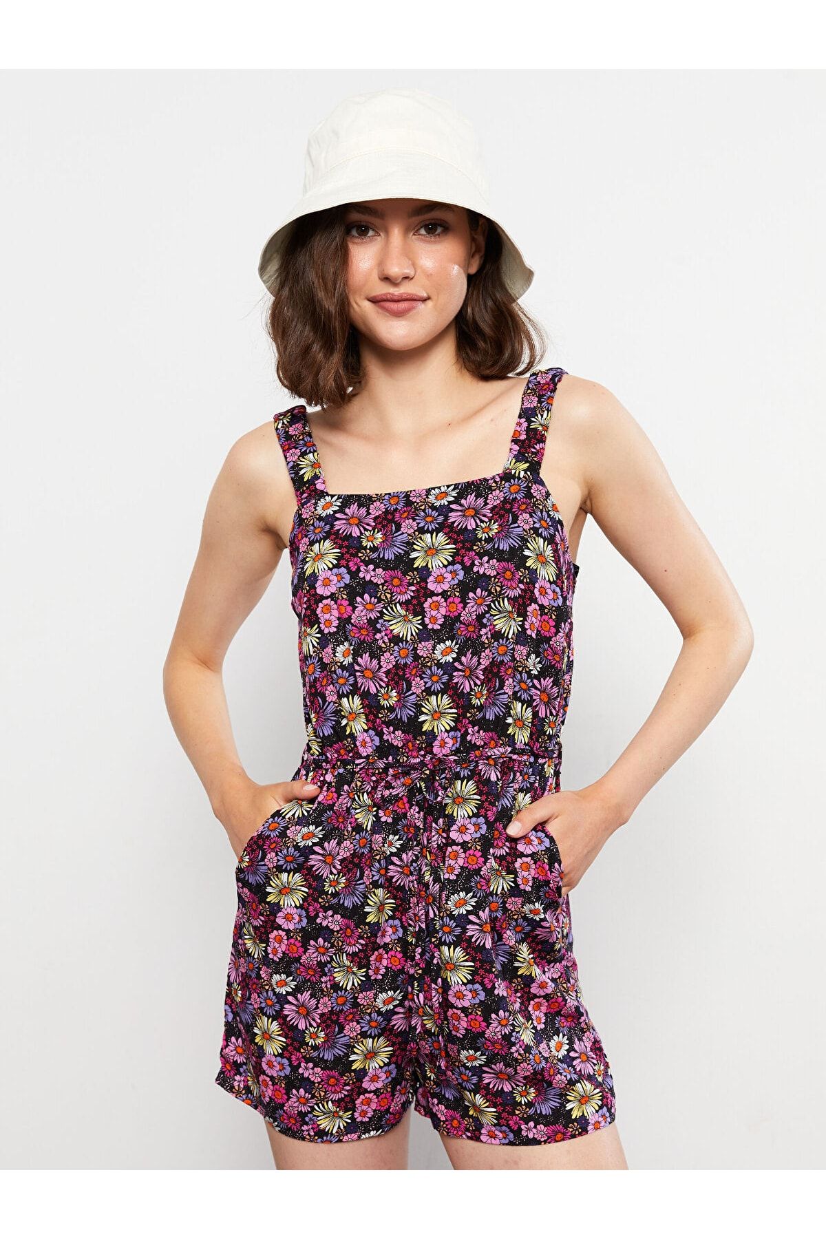 complete the look image