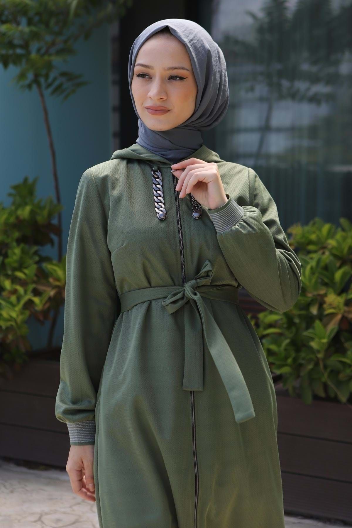 ModaMihram Chain Detailed Zippered Abaya Khaki Trendyol