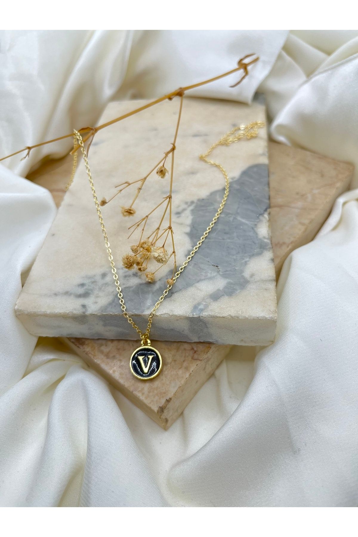 Women's cheap letter necklace