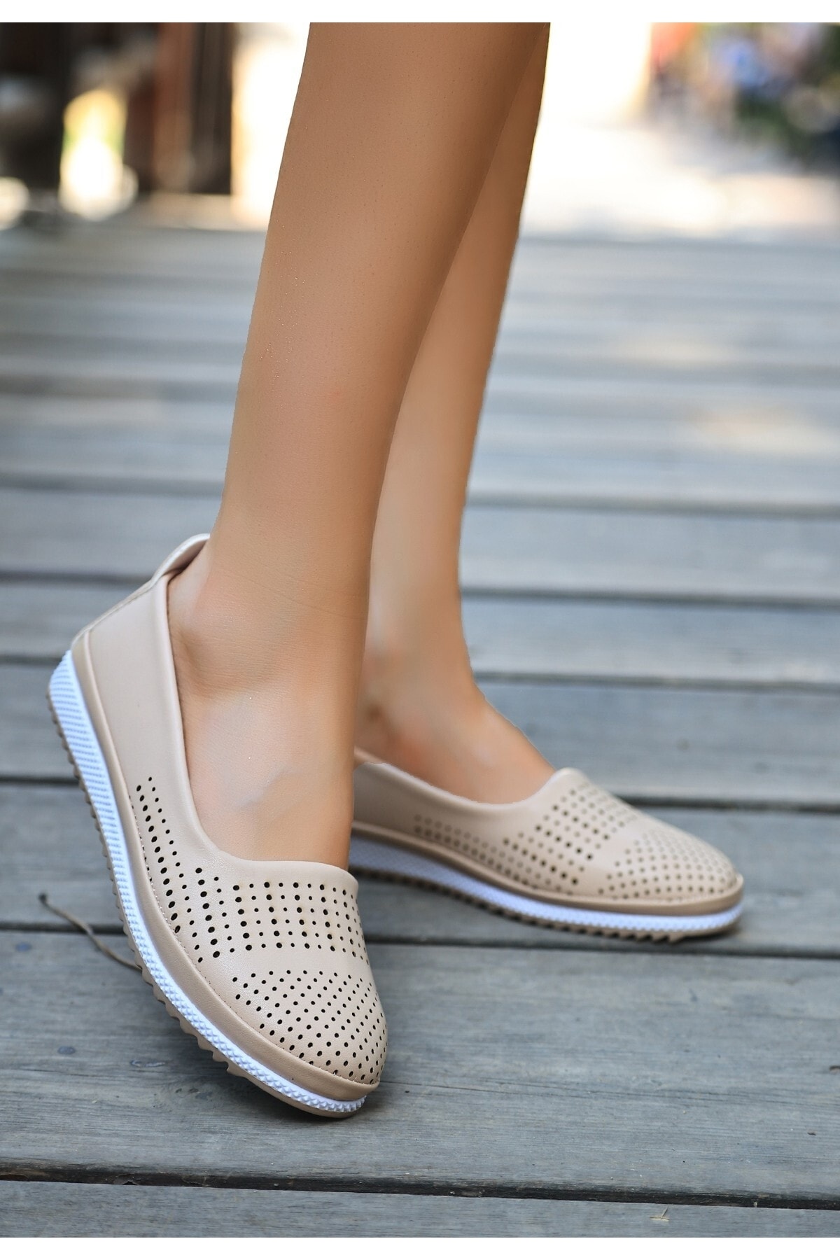 Kadın Krem Liiy Krem Cilt Babet Ayakkabı