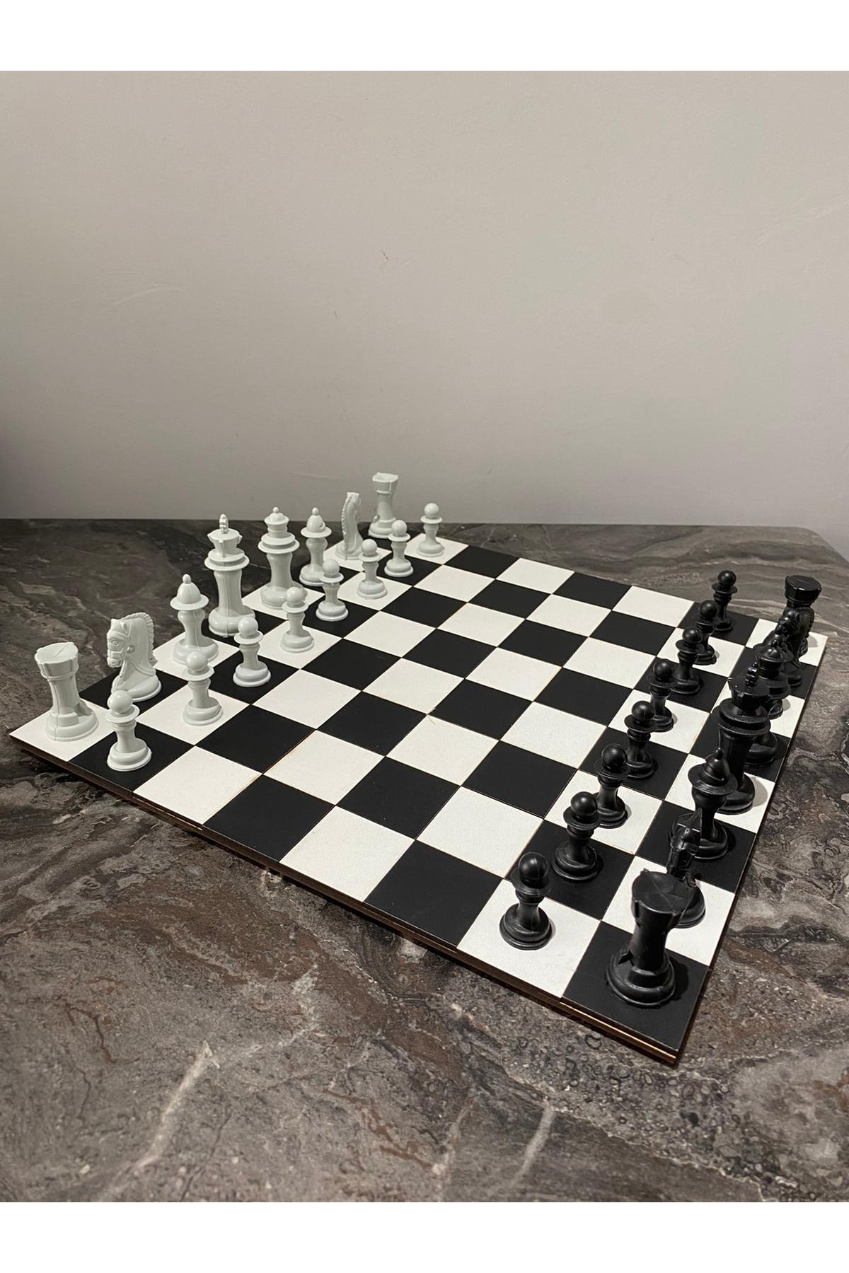 Genel Markalar Mdf Santranç Tahtası Plastik Satranç Taşı 32*32