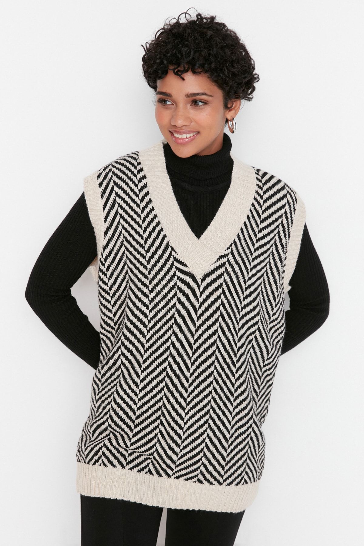 Trendyol Modest Bej Triko Süveter TCTAW22UV0021 RN7689