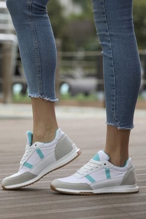 Beyaz - Kadın Bağcıklı Günlük Sneaker Ayakkabı TRPY250031